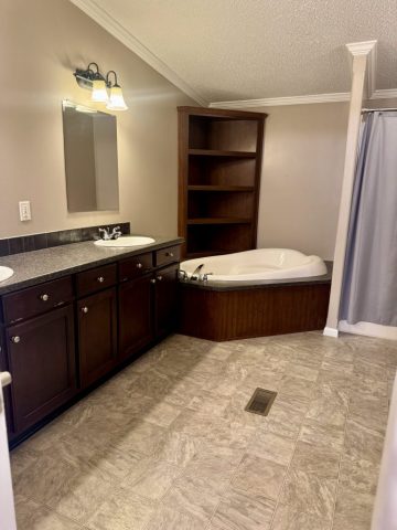 Bedroom 3 Bath