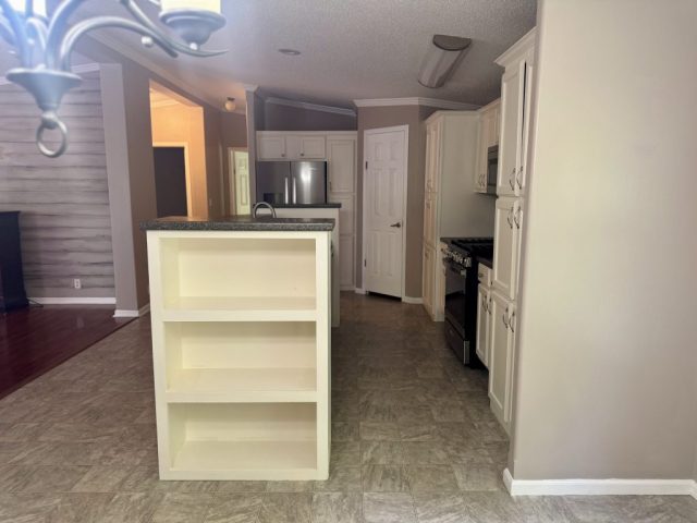 Kitchen 6